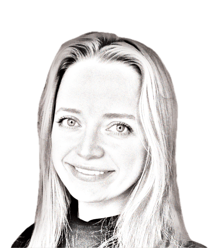 saran_davies_headshot